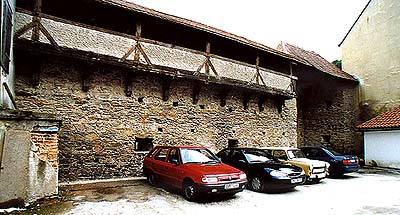 Reste der Stadtbefestigung in der Hradební-Gasse in Český Krumlov 