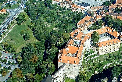 Luftaufnahme des östlichen Teils des Hirschgartens mit dem Areal der Gärtnerkolonie, 1999, Foto: Lubor Mrázek 